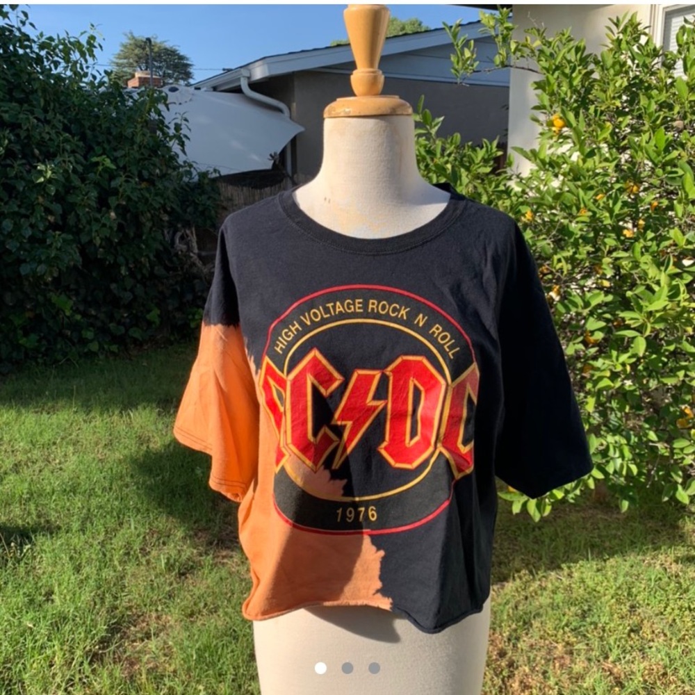 Tie Dye // Distressed
AC/DC 1976 Band T